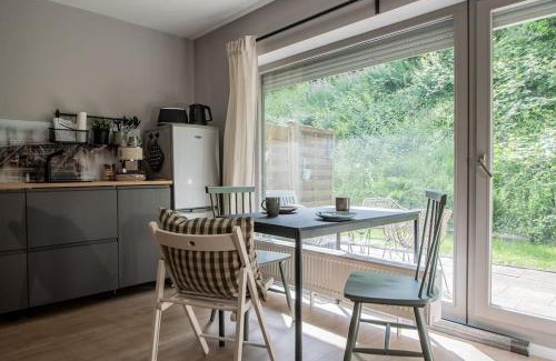 Gemarkung Barmen Apartment | My-Happy-Place - Netflix - Stellplatz - Terrasse - Garten