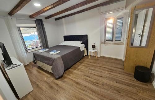 Lovorno Apartment | My home-3bdr,parking,Cavtat,airport 15 km, Dubrovnik 30km