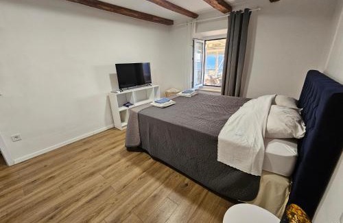 Lovorno Apartment | My home-3bdr,parking,Cavtat,airport 15 km, Dubrovnik 30km