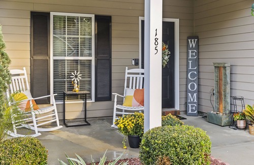 Thomasville House | My Little Southern Comfort centrally located in the heart of South Georgia.