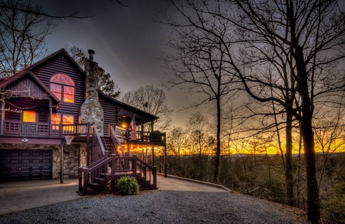 Morganton Cabin | My Mountain Medicine by Escape to Blue Ridge