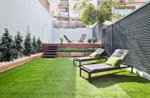 Sant Gervasi Apartment | My Space Emirates - Modern Duplex with Private Garden and Swimming Pool