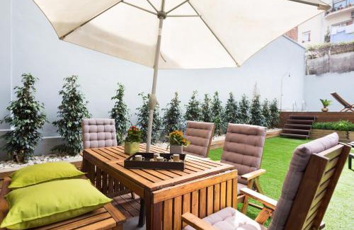Sant Gervasi Apartment | My Space Emirates - Modern Duplex with Private Garden and Swimming Pool