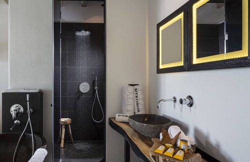 Elia Hotel | Myconian Utopia Relais & Chateaux