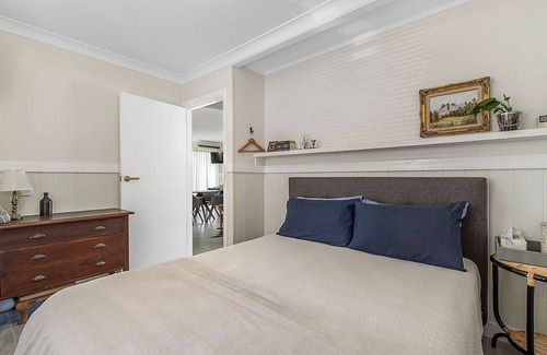 Dunbogan Apartment | Myers Inlet on Camden Head Road