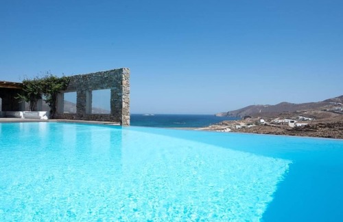Ftelia House | Mykonian Private 2 Bd Villa with Pool