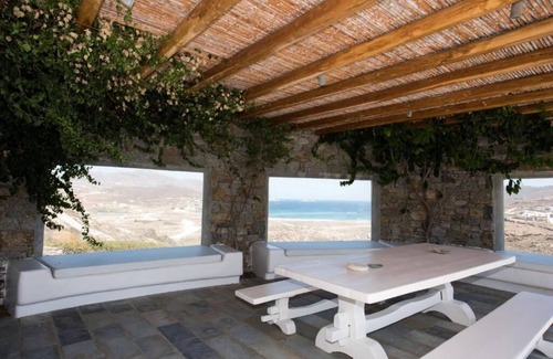 Ftelia House | Mykonian Private 2 Bd Villa with Pool