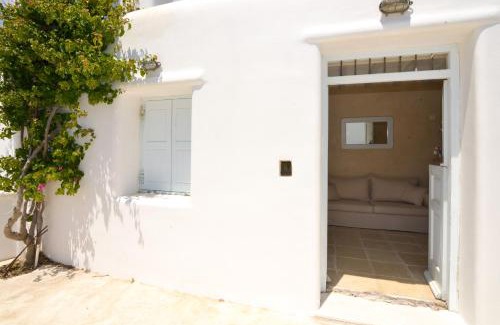 Ano Mera Apartment | Mykonos relaxing apartment with free parking