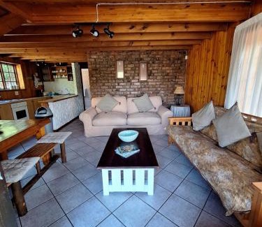 Myoli Beach Cabin | Myoli Beach Lodge