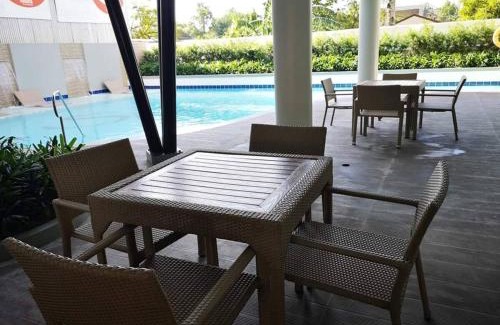 Mandurriao Apartment | MyOneSpace4u at One Spatial Condo Hotel