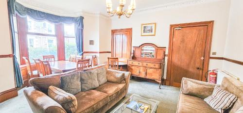 Inverness City Centre House | mySTAYINN Melrose Villa