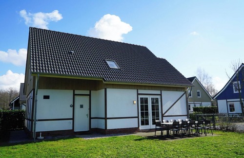 Susteren House | n/a