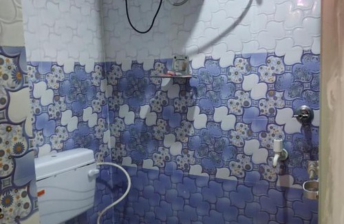 Varanasi Hotel | N.H.Y.N HOME STAY