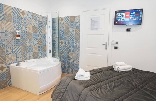 Vittorio Emanuele Bed & Breakfast | NA Beautiful View Rooftop-B&B - Double Room with Sea View
