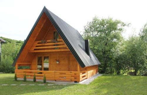 Sarajevo Villa | Nadiaa Wood House