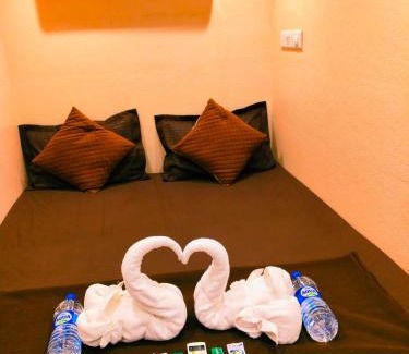 Prabhadevi Hotel | Nadim Tiger Residency