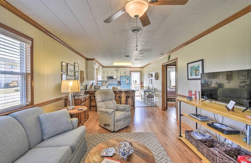 Nags Head Cottage | Nags Head Cottage: Screened Porch, Walk to Beach!