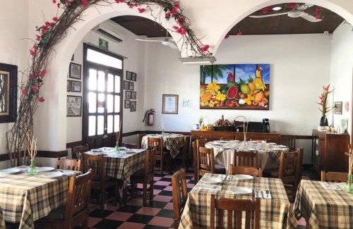 Tapachula Hotel | NAH SAM CHAK La Casa Rosada