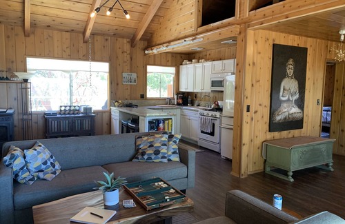 Pine Cove Cabin | Namaya Mountain Cabin(s)