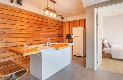 Namhae House | Namhae Aria Spa Pension