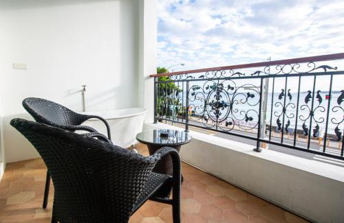 South Beach Hotel | Nanwan station