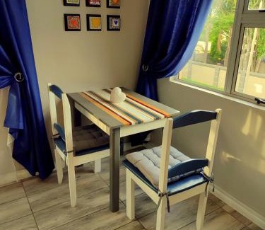 Greater Johannesburg Metropolitan Area Apartment | Naomi's Sky Loft Little Falls