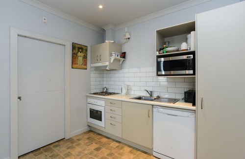 Napier Cottage | Napier Inner City Apartment - Napier Apartment