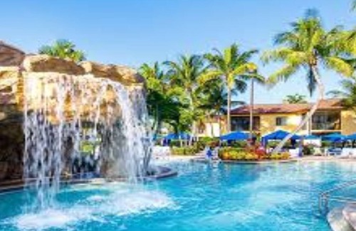 Royal Harbor Resort | Naples Bay Resort 3 Bedroom Villa. Minutes from the beach!