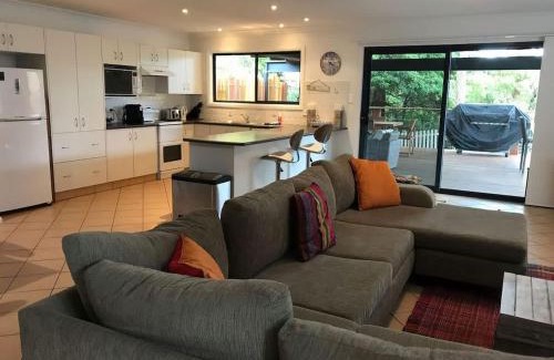 Narrawallee House | Narrawallee Holiday House