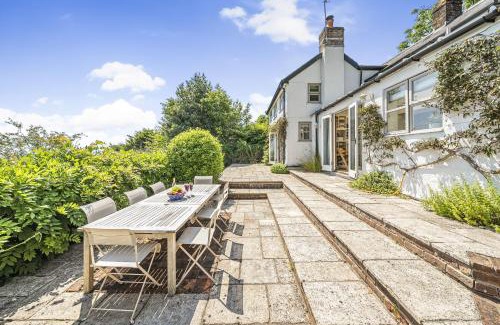 Axminster House | Nash Cottage