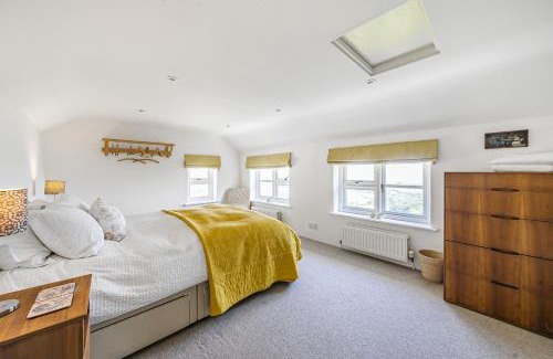 Axminster House | Nash Cottage