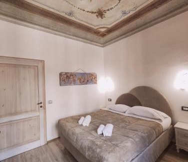 Sant' Ambrogio House | Nashira Rooms