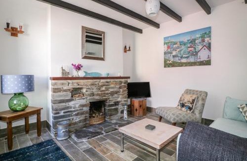 Par House | Nasturtium Cottage