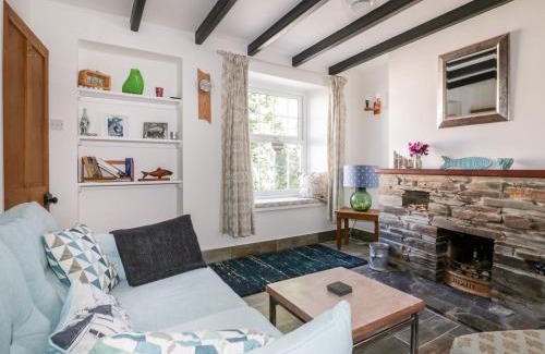 Par House | Nasturtium Cottage