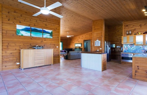 Old Bar House | Nathaniel's Beach Cottage