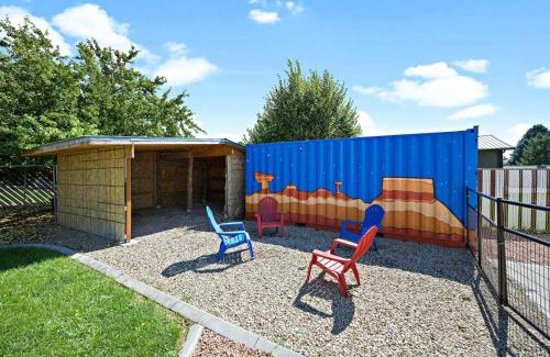 Kanab House | National Park Nest- Game Room Sleeps 10 Pets OK