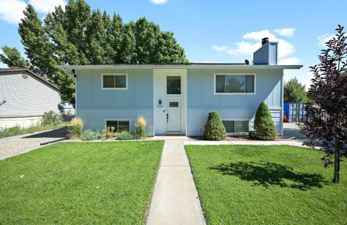 Kanab House | National Park Nest- Game Room Sleeps 10 Pets OK