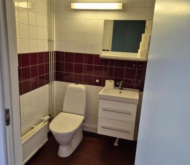 Mikkeli Apartment | NATO bunker with nice bed and appliancies