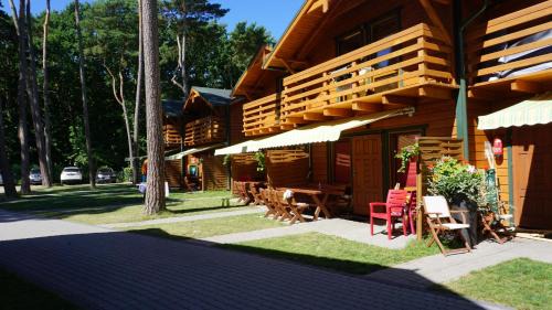 Ustronie Morskie Resort | NATURA PARK Ustronie Morskie - domki, apartamenty