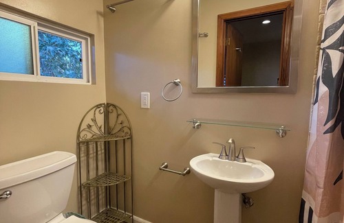 Mount Helix House | Nature Lovers Retreat