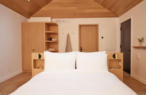 Algonquin Highlands House | Natures Channel at Dimensions - Cabin Twelve