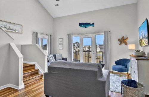 Surfside Beach House | Nautical Escape at Grand Palms Resort