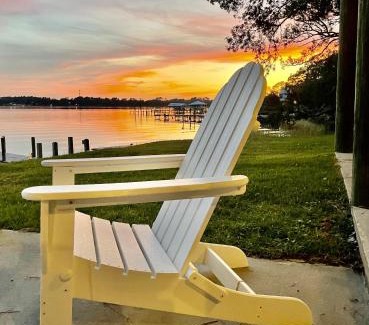 Navarre House | Navarre Bayhouse Retreat
