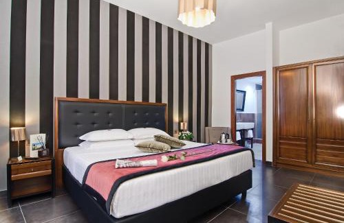 Rione V Ponte Hotel | Navona Colors Hotel