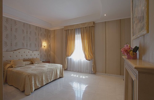 Rione V Ponte Bed & Breakfast | Navona Queen Rooftop