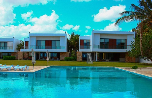 Telchac Puerto House | Naxos 3 Villas Complex