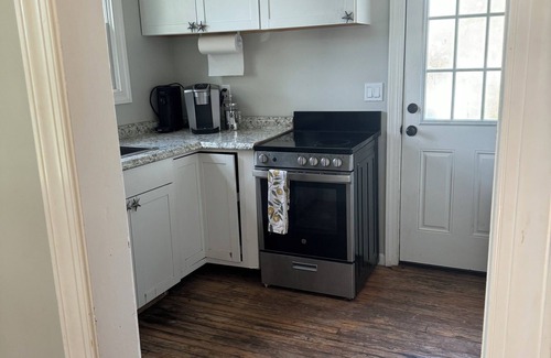 Center Moriches House | nCozy, serene waterfront 3- br cottage Walk to beach, minutes to Both L.I. Forks