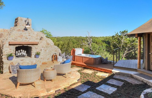 Spicewood Cabin | Ndotto Rustic Luxury Resort Glamping
