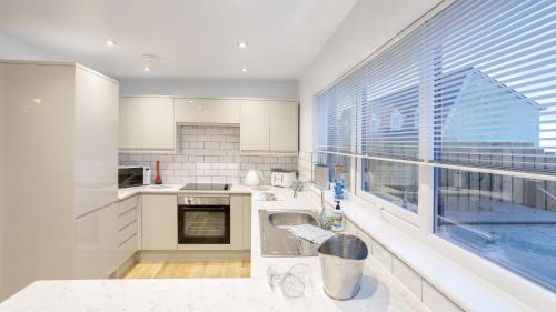 Hele Apartment | NDR Sea view Three bedroom Residence with private sauna & hot tub