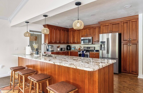 West Bradenton House | Near Anna Maria Island! Game Room! Pool! Hot Tub